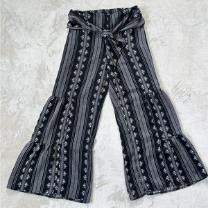 Striped Black and White Wide-Leg Pants